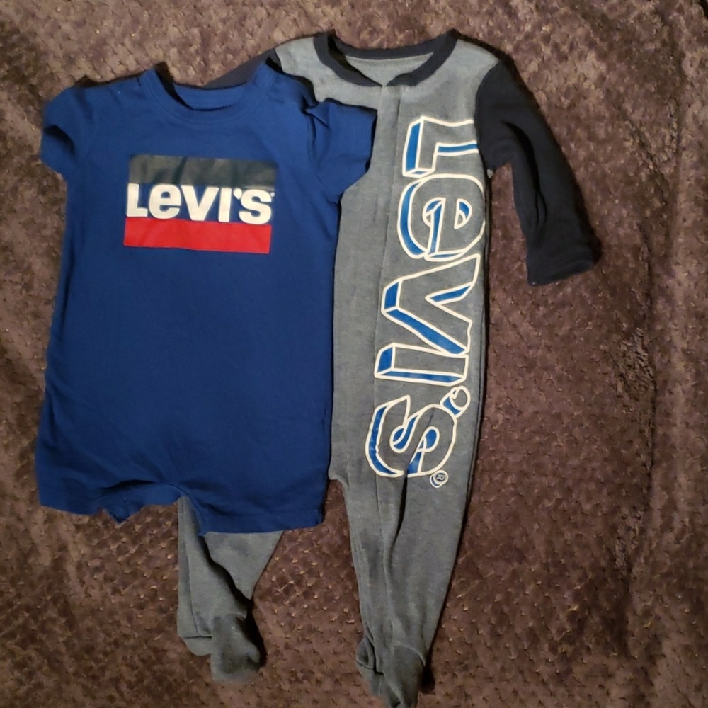 Levi's baby boy body suit and footie
